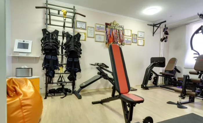 Студия фитнеса "Frontfit".