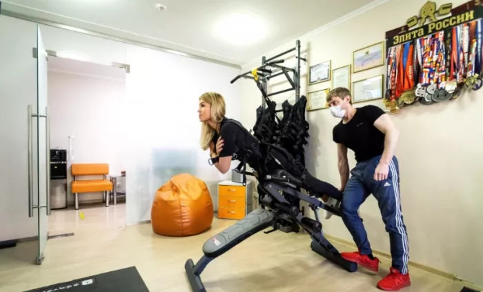 Студия фитнеса "Frontfit".