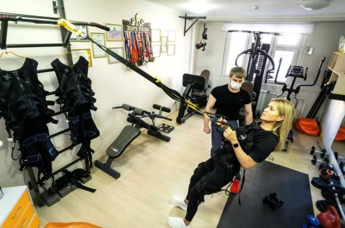 Студия фитнеса "Frontfit".
