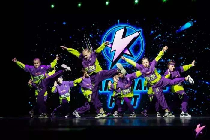 Школа танцев "Turn Up Dance Family"