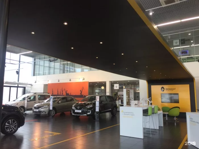Автосалон "Renault ААА Моторс"