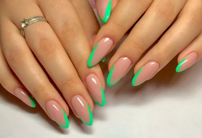 Сеть салонов красоты "SHINE".