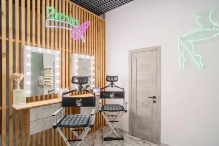 Салон красоты "Fresh Nail Bar".