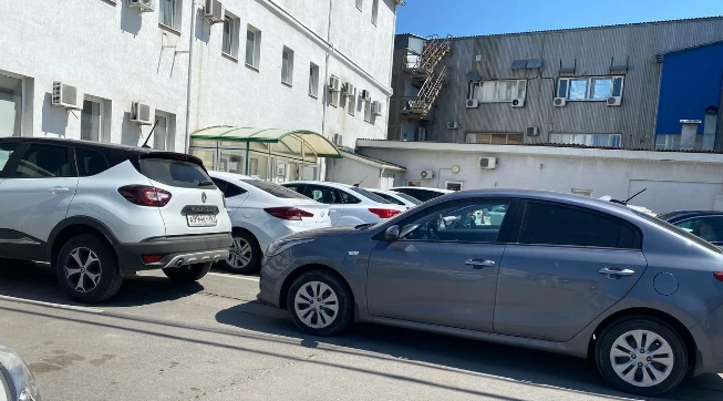 Прокат автомобилей "Pozitiv"