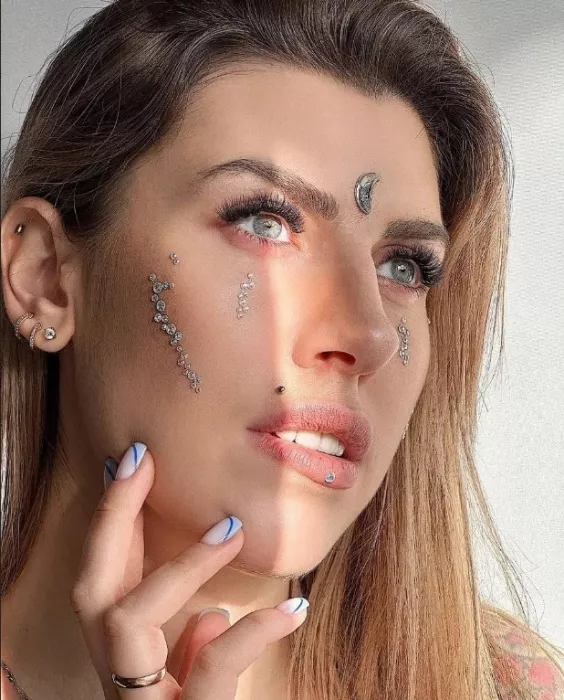 Ногтевая студия "Beauty zone 221".