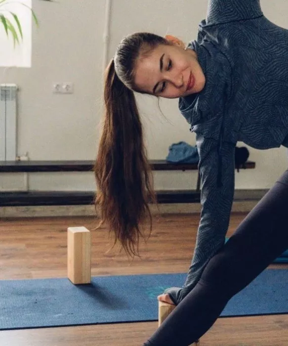 Центр йоги Айенгара "ASYoga".