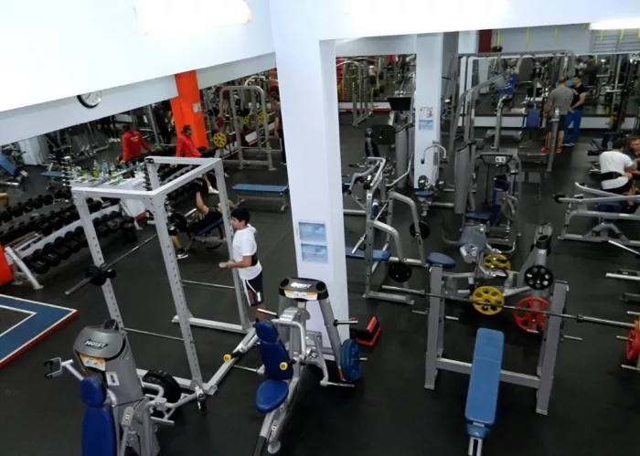Фитнес-клуб "SkyGym".