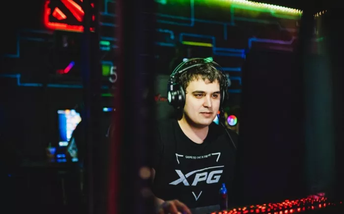 Компьютерный клуб "Cyber Tron games"