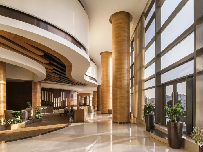 Отель "Swissôtel Al Ghurair" 5*
