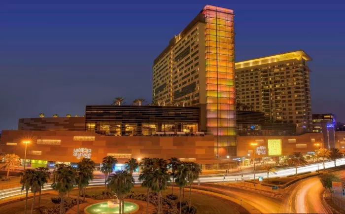 Отель "Swissôtel Al Ghurair" 5*