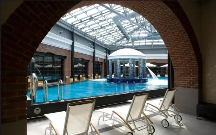 Фитнес клуб "Palace Bridge Wellness Club"