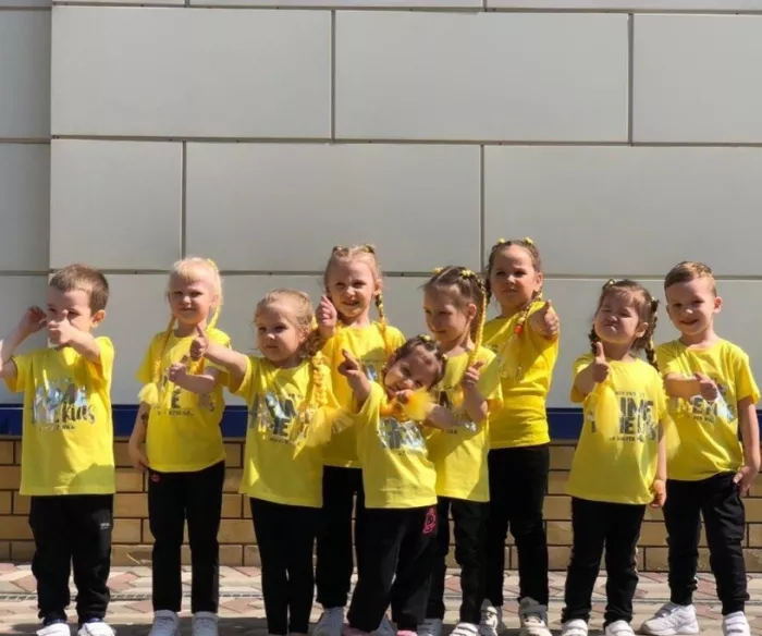 Школа танцев "Primetime Kids".