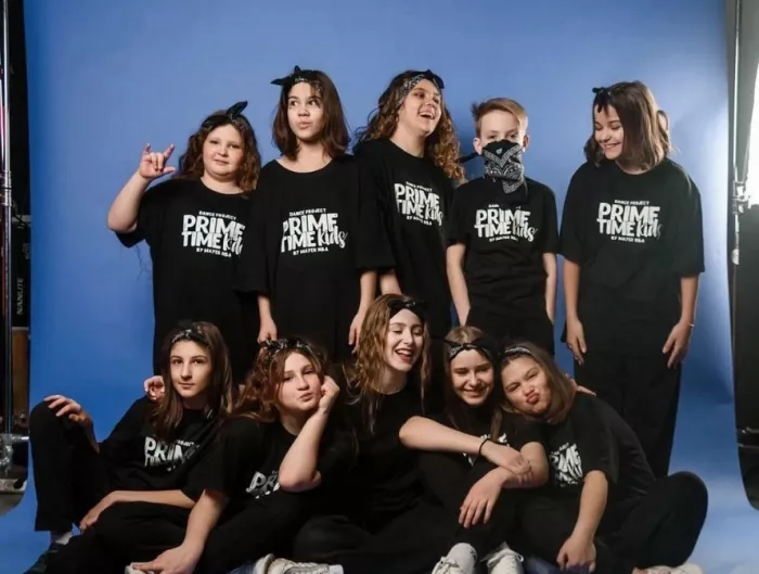 Школа танцев "Primetime Kids".