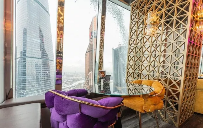 Центр паровых коктейлей "Nebo Lounge".