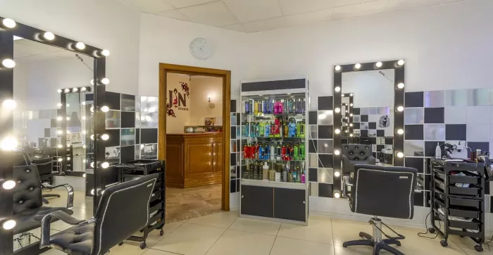 Салон красоты и коррекции фигуры "JIN Studio".