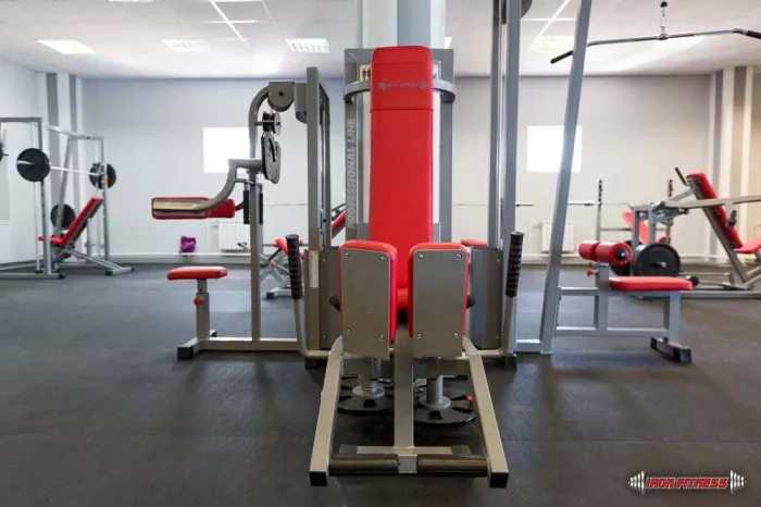 Фитнес клуб "Iron Fitness".