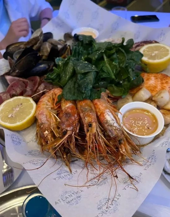 Ресторан "Atlantica Seafood".