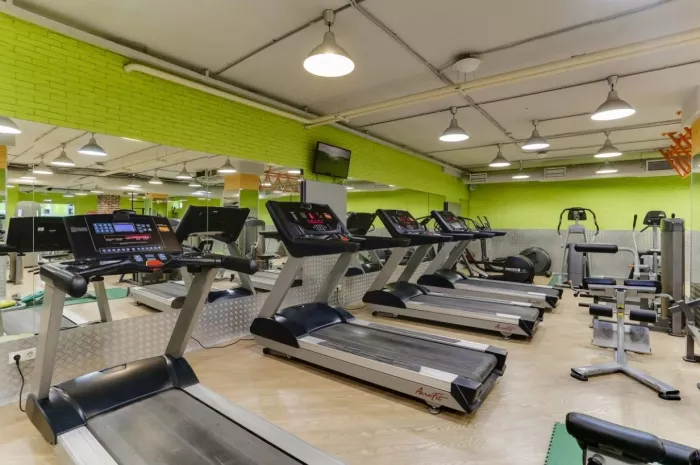 Фитнес-клуб "Adept Gym".