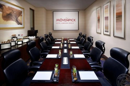 Отель "Mövenpick Hotel Jumeirah Beach" 5*