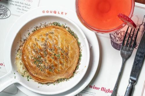 Бар-ресторан "Couqley French Bistro & Bar"