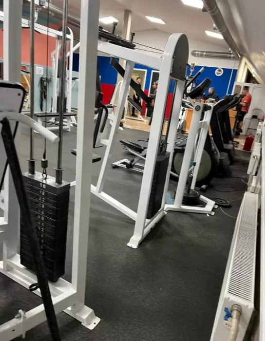 Спортивный клуб "Attic gym".