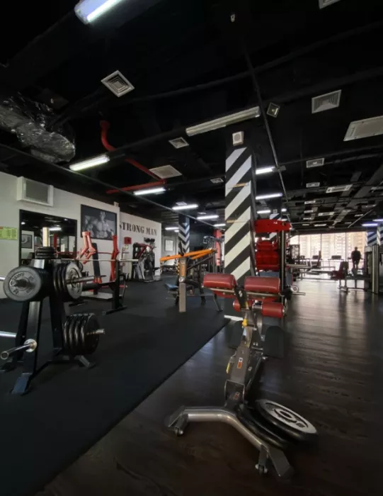 Фитнес-клуб "Freedomgym".