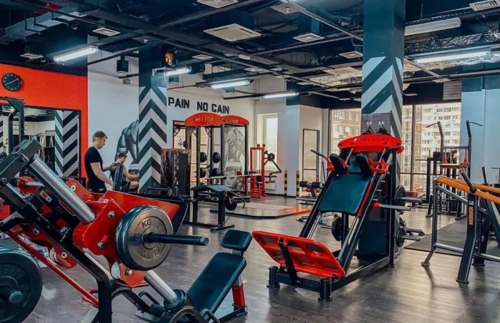 Фитнес-клуб "Freedomgym".