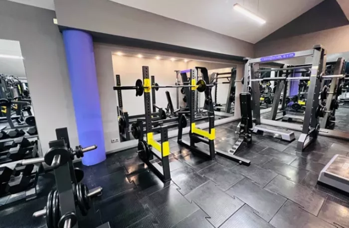 Фитнес-клуб "Freedomgym".