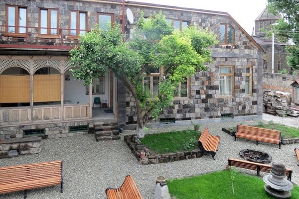 Отель "Villa Kars".
