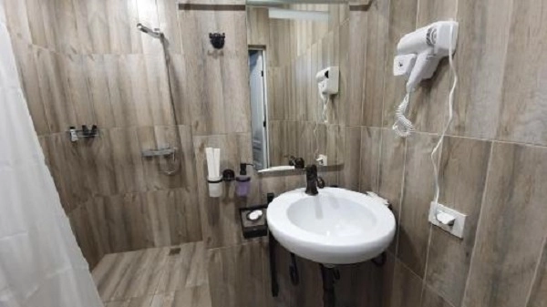 Отель "JINJOTEL".