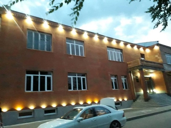 "Olympic Hotel" - отель в Гюмри.