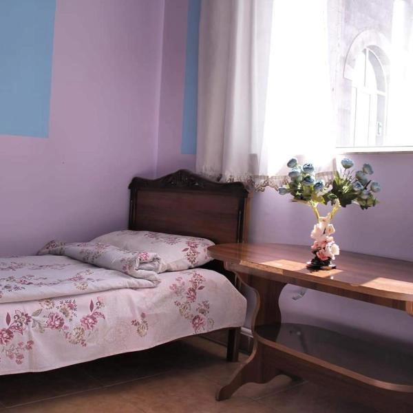 Отель в Гюмри "Light Guest House".