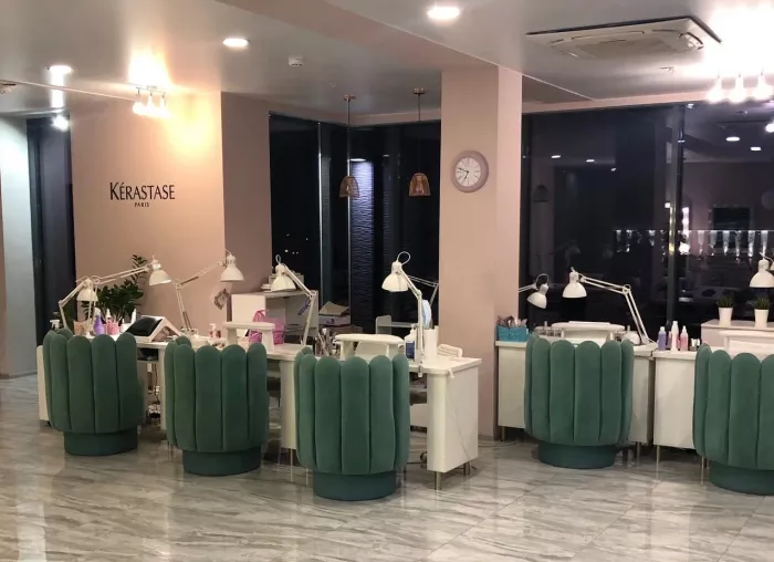 Салон красоты "Bloom beauty studio"