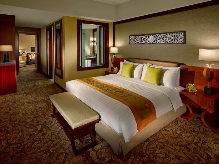 Отель "Dusit Thani Dubai"5*