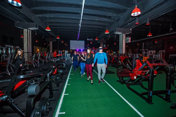 Фитнес-клуб "50 GYM".