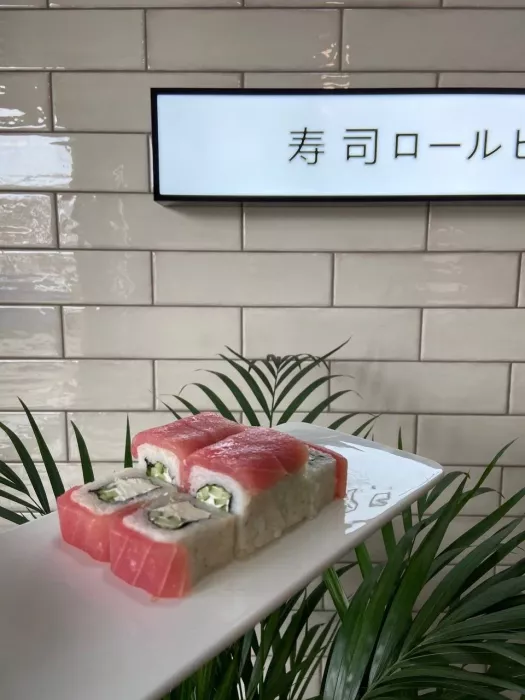 Кафе "Om Nom Nom".