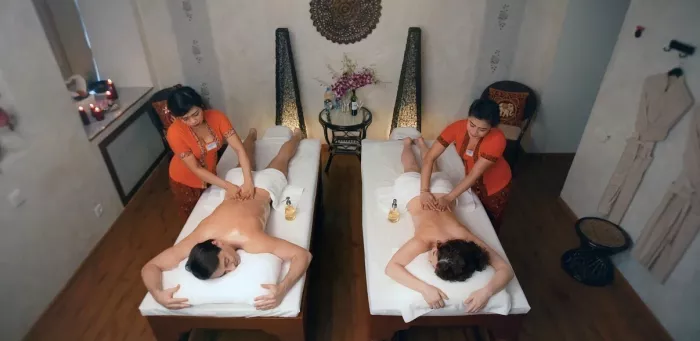Сеть тайских SPA салонов "Thai-SPA 7 красок".