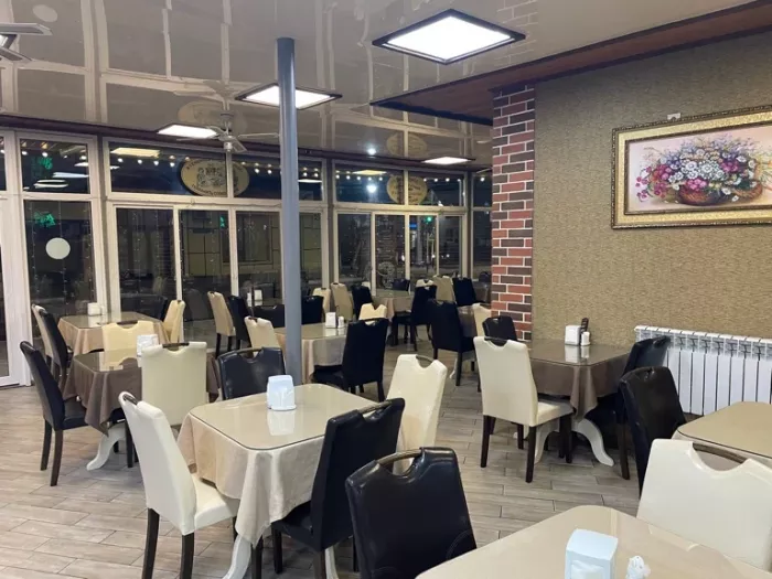 Столовая "Bon appetit".