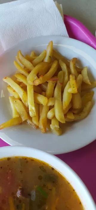 Столовая "Bon appetit".