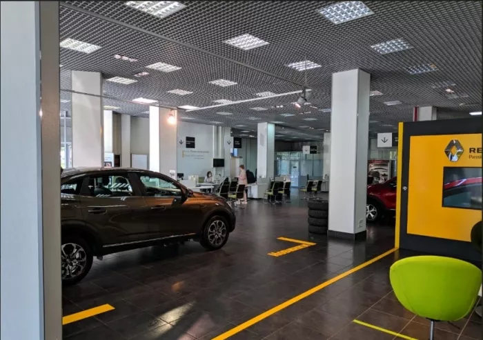 Автосалон "Авантайм".