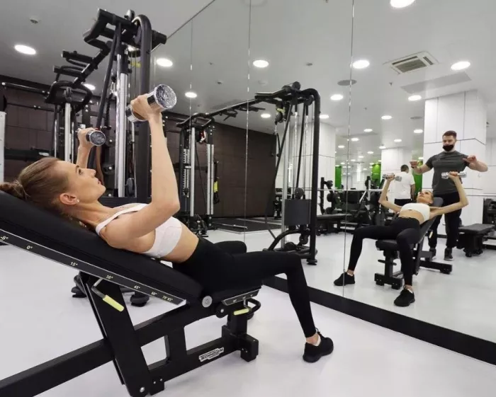 Фитнес-клуб "Royal wellness club​".