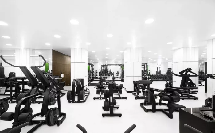Фитнес-клуб "Royal wellness club​".