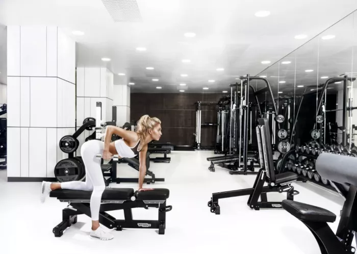 Фитнес-клуб "Royal wellness club​".