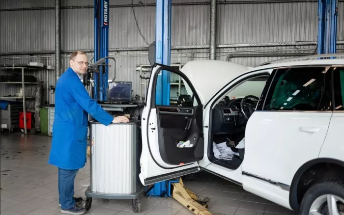 Продажа легковых автомобилей "Автотехцентр Немецкий Дом".