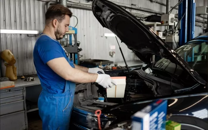 Продажа легковых автомобилей "Автотехцентр Немецкий Дом".
