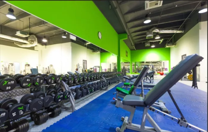 Фитнес-клуб "XFIT Меридиан".