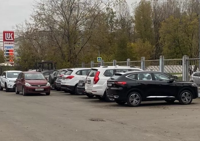 Автозапчасти для иномарок "Магазин автозапчастей и станция технического обслуживания".