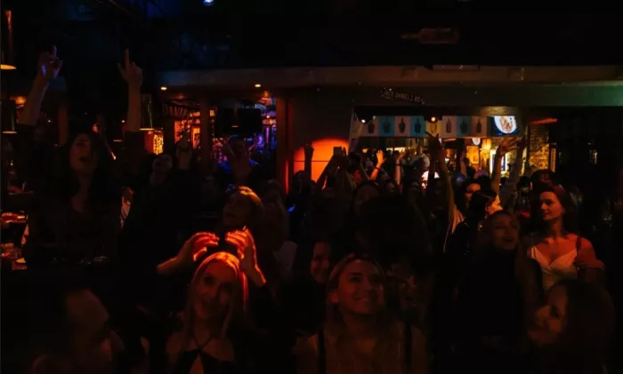 Кафе-бар "The old school pub".