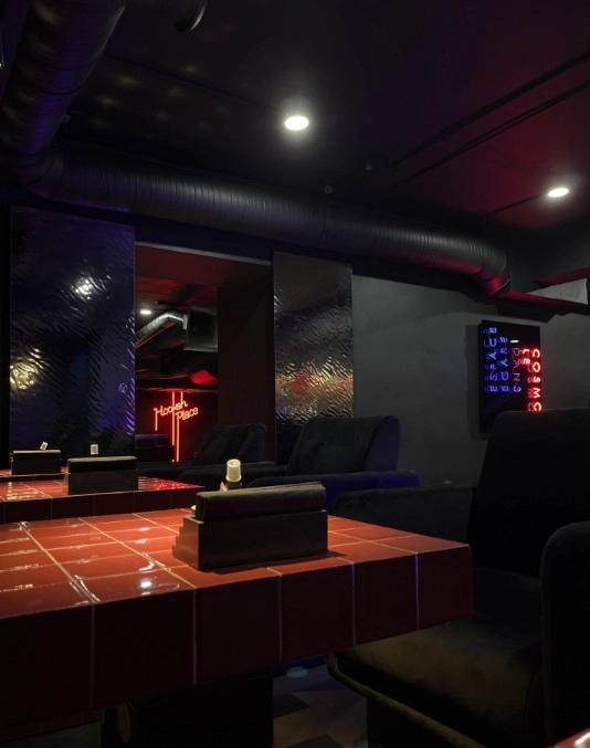 Лаундж-бар "HookahPlace Futura".