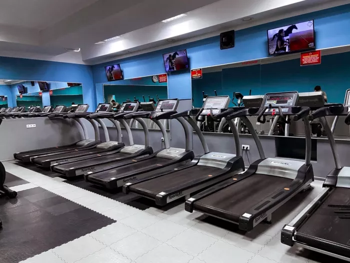 Фитнес-клуб "Time fitness".